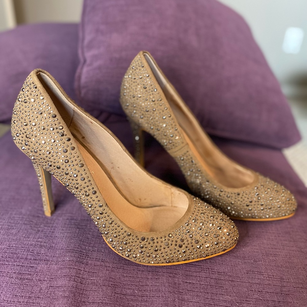 Aldo Women's Dark Tan Crystal Studded Embellished Round Toe Pump Size 10